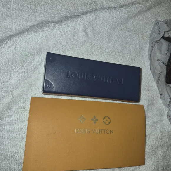 Louis Vuitton Eyewear Box and Packaging - Navy & Orange - Picture 6 of 8